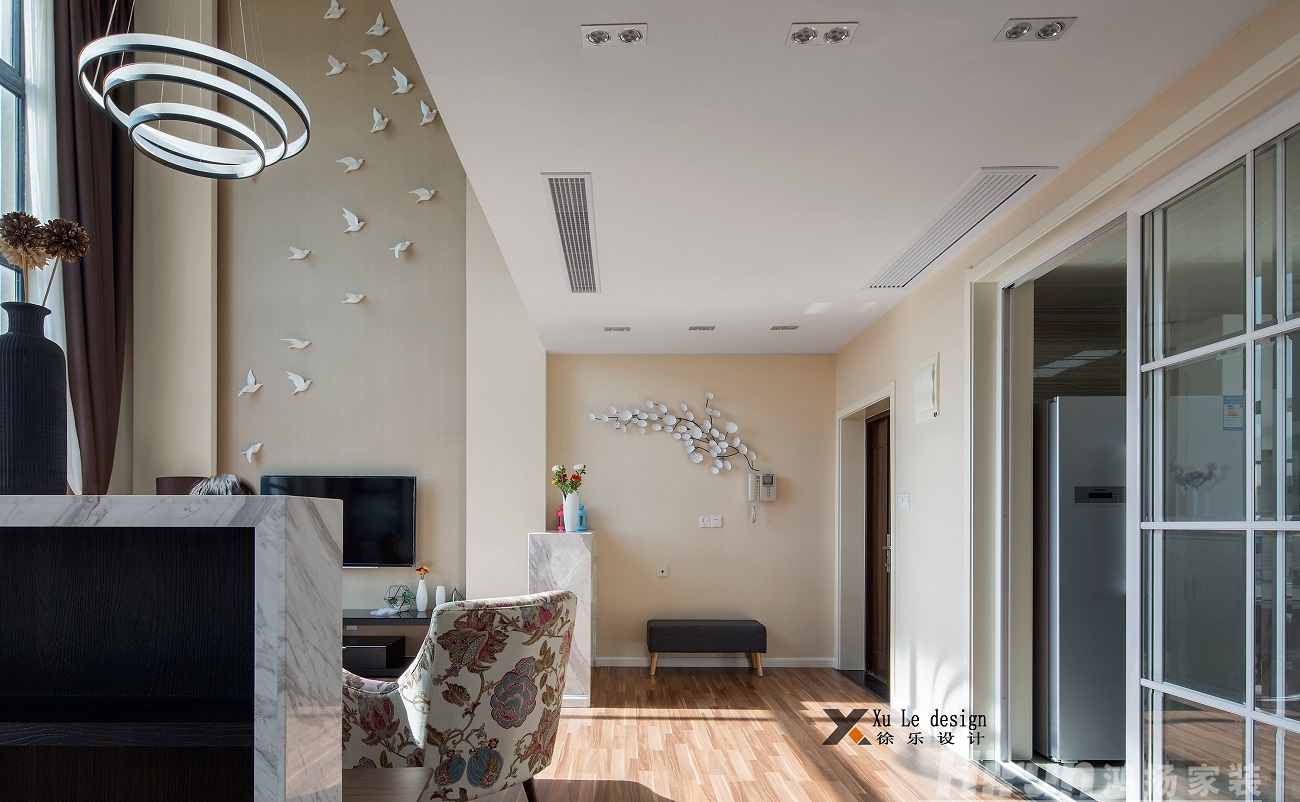 海昌天瀾170㎡輕歐簡(jiǎn)美復(fù)式 裝修案例效果圖-6